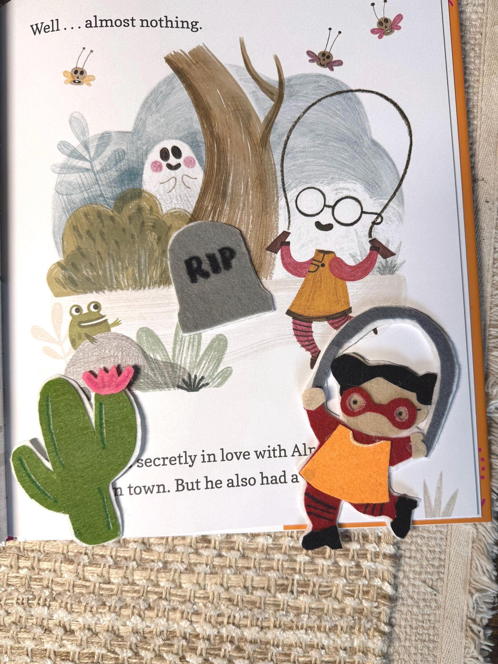 Gustavo the Shy Ghost Felt Story Set: Handmade Storytelling Props