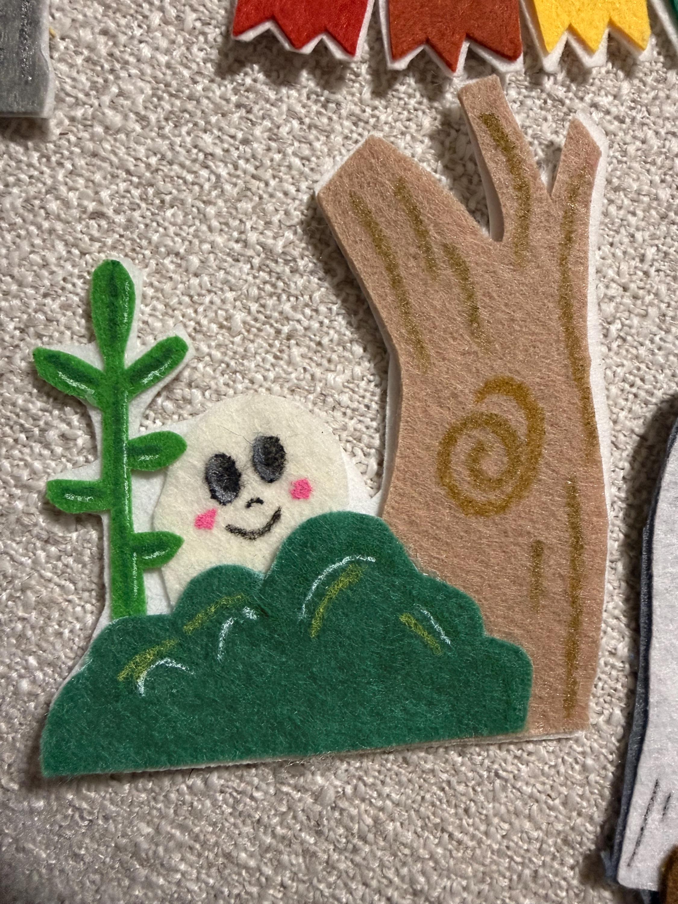 Gustavo the Shy Ghost Felt Story Set - Handmade Storytelling