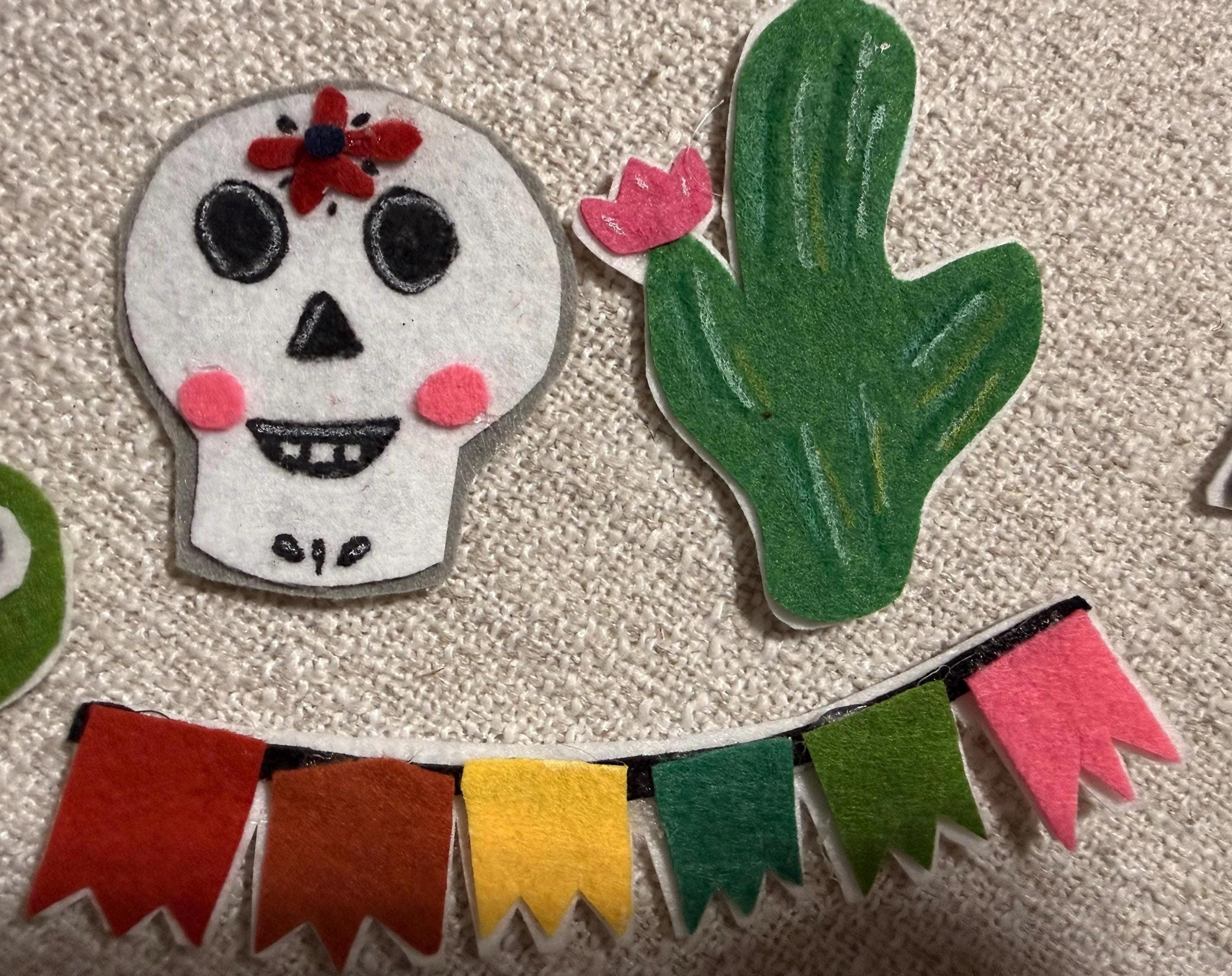 Gustavo the Shy Ghost Felt Story Set - Handmade Storytelling